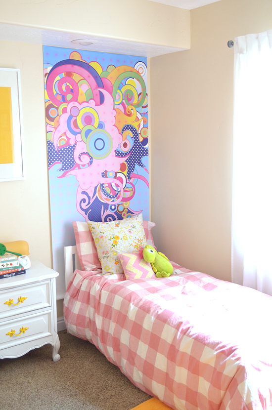 isly-zero-budget-project-penelope-and-felix-shared-room-3