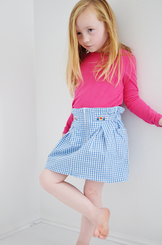 refashion-pants-to-skirt-1