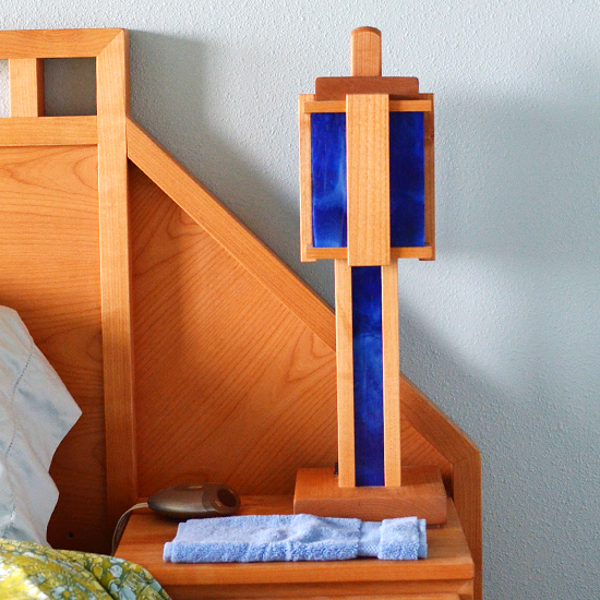 melissaesplin-blue-glass-bedside-lamp